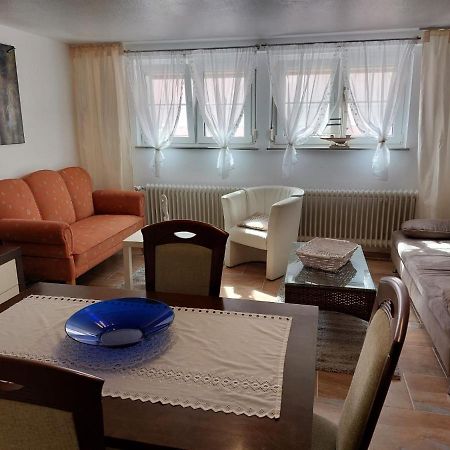 Ferienwohnung Mit Eigenem Garten In Schortens Luaran gambar