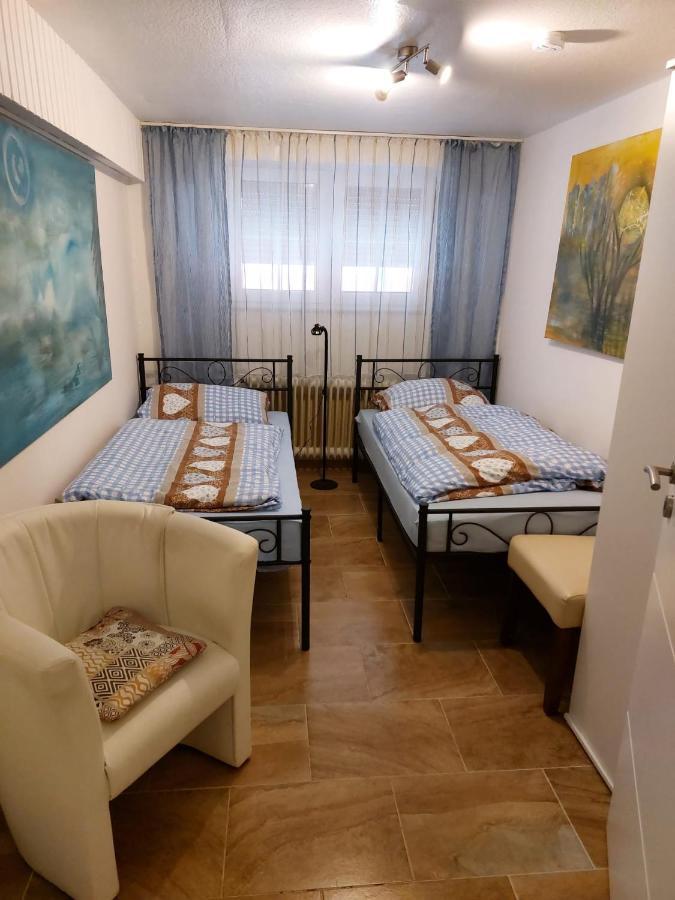 Ferienwohnung Mit Eigenem Garten In Schortens Luaran gambar